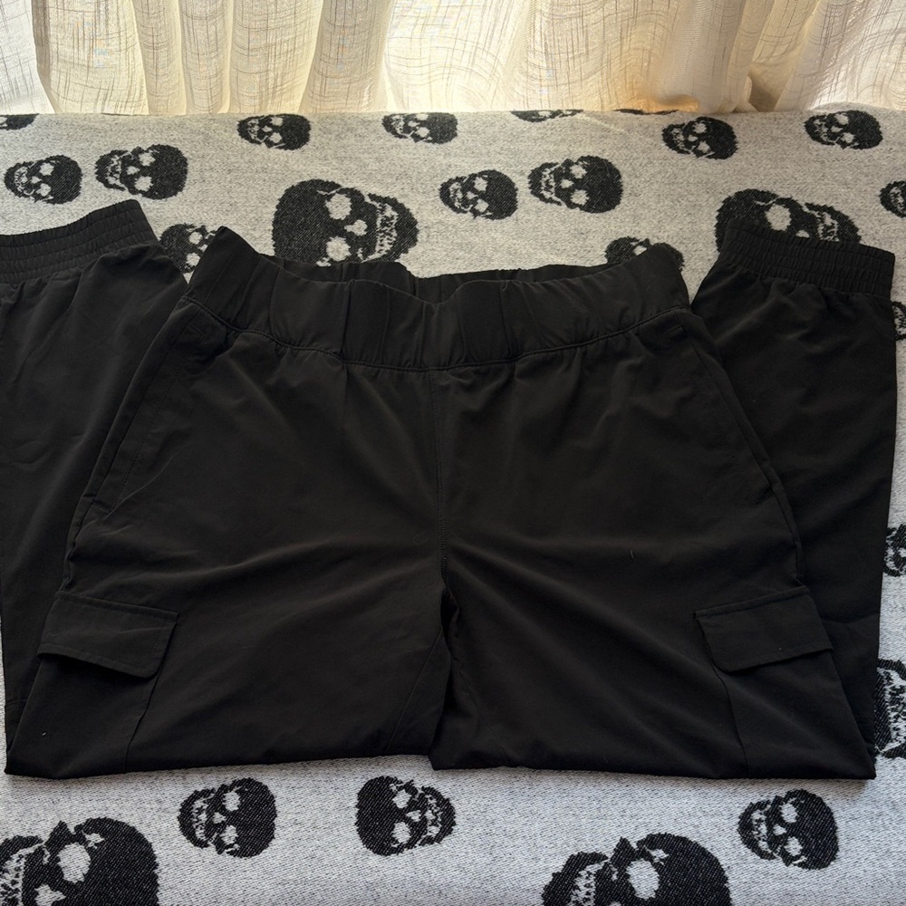 Black Cargo Jogger Pants sz S